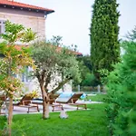 Scvola Elementare Istria - Heated Pool, Private Cinema & Ev Connector Modrušani