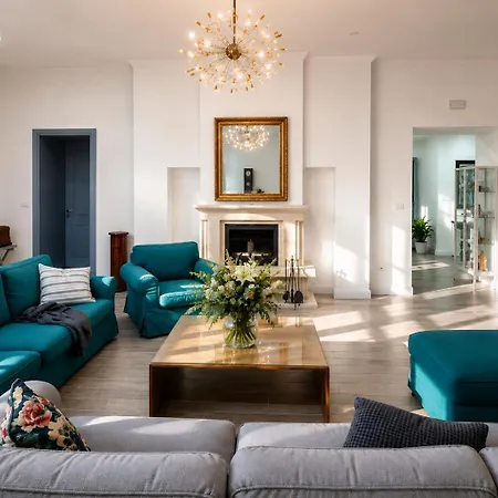 Scvola Elementare Istria - Heated Pool, Private Cinema & Ev Connector * Modrusani
