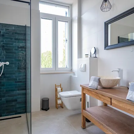Villa Scvola Elementare Istria - Heated Pool, Private Cinema & Ev Connector