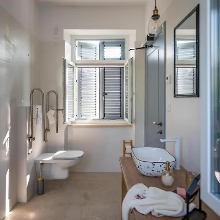 Villa Scvola Elementare Istria - Heated Pool, Private Cinema & Ev Connector